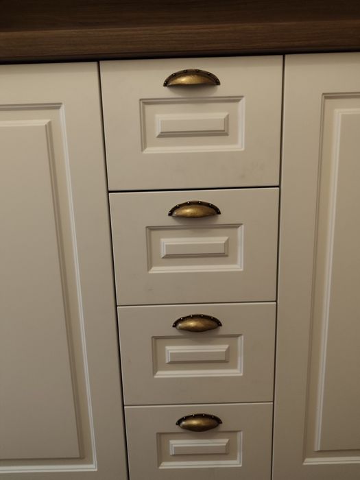 Kredens w stylu PRL nowy