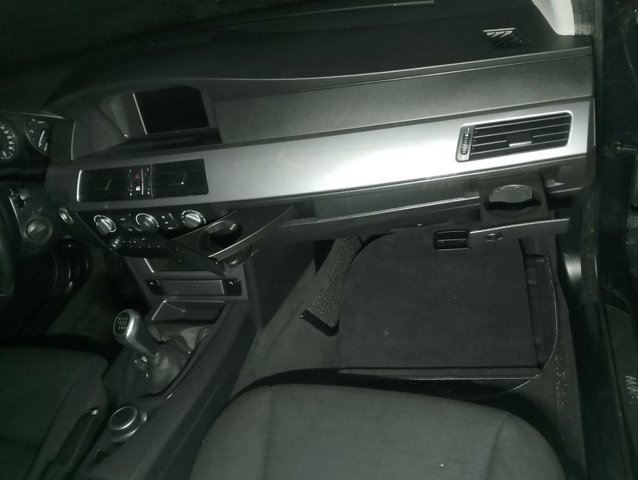 Deska rozdzielcza BMW E60 E61 Europa lift