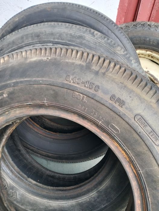 Sprzedam oś i opony z felgami do syreny lub do Warszawy