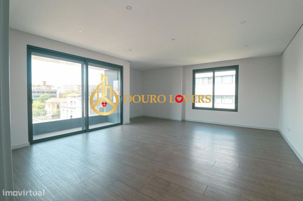 Apartamento T3 na Avenida da Boavista