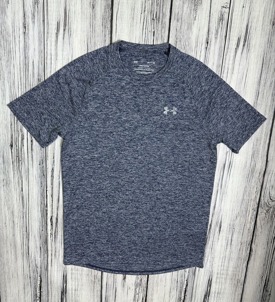 Under armour футболка оригинал s размер