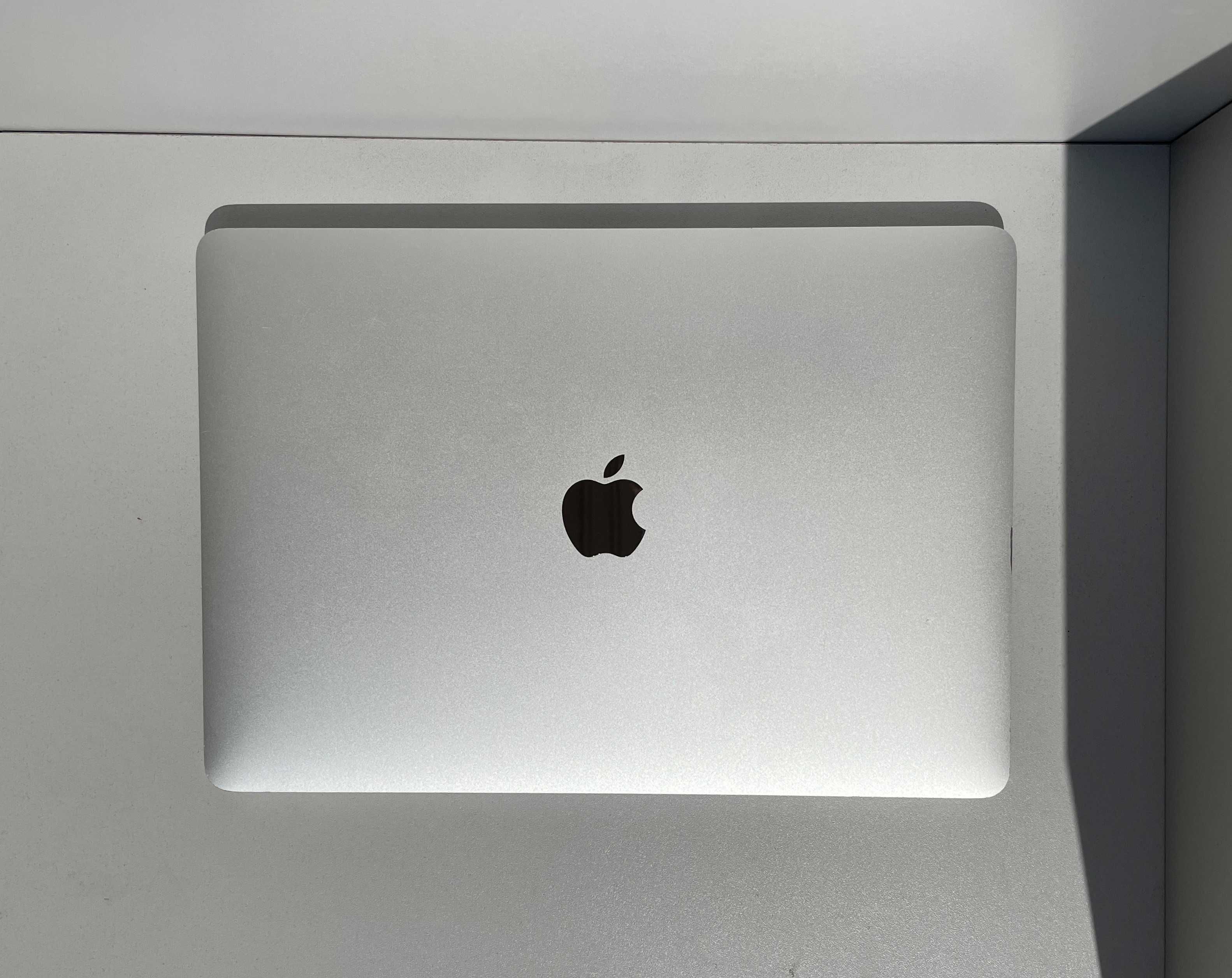 Macbook pro 13 2019 touchbar тачбар Apple макбук 500$