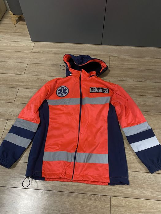 Kurtka Ratownik medyczny lekko używana roz L