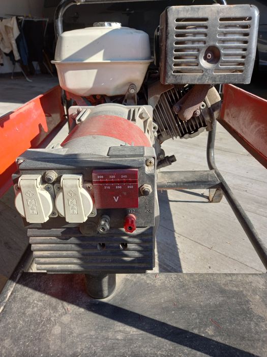Geradora Honda Gasolina Gx 270 9.0 9, 5,0 Kva , 3000 Rpm