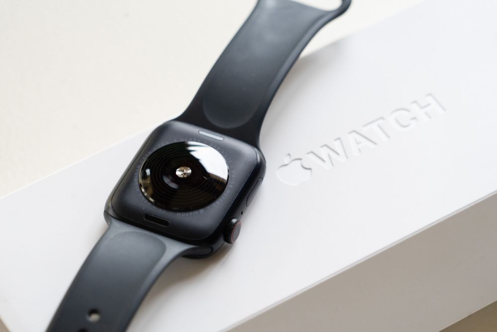 Apple Watch SE 44mm (GPS)