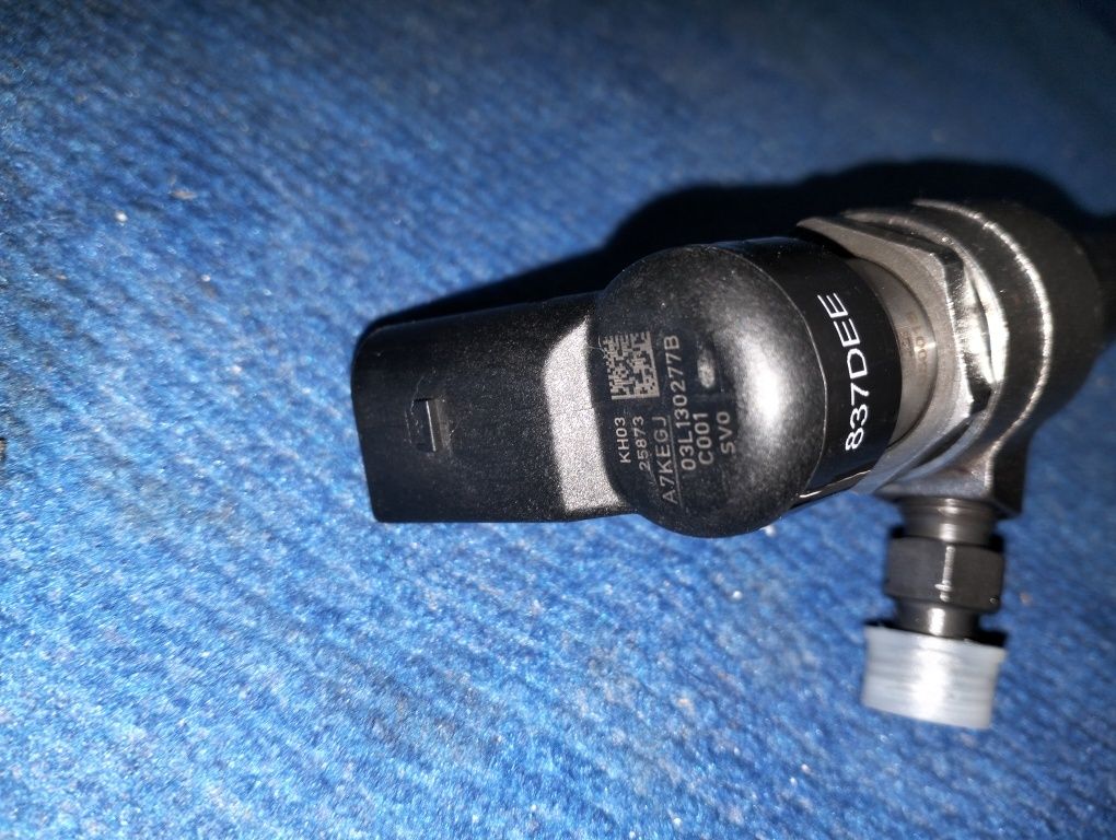 Injetor Vw 1.6tdi Siemens 03l130277b