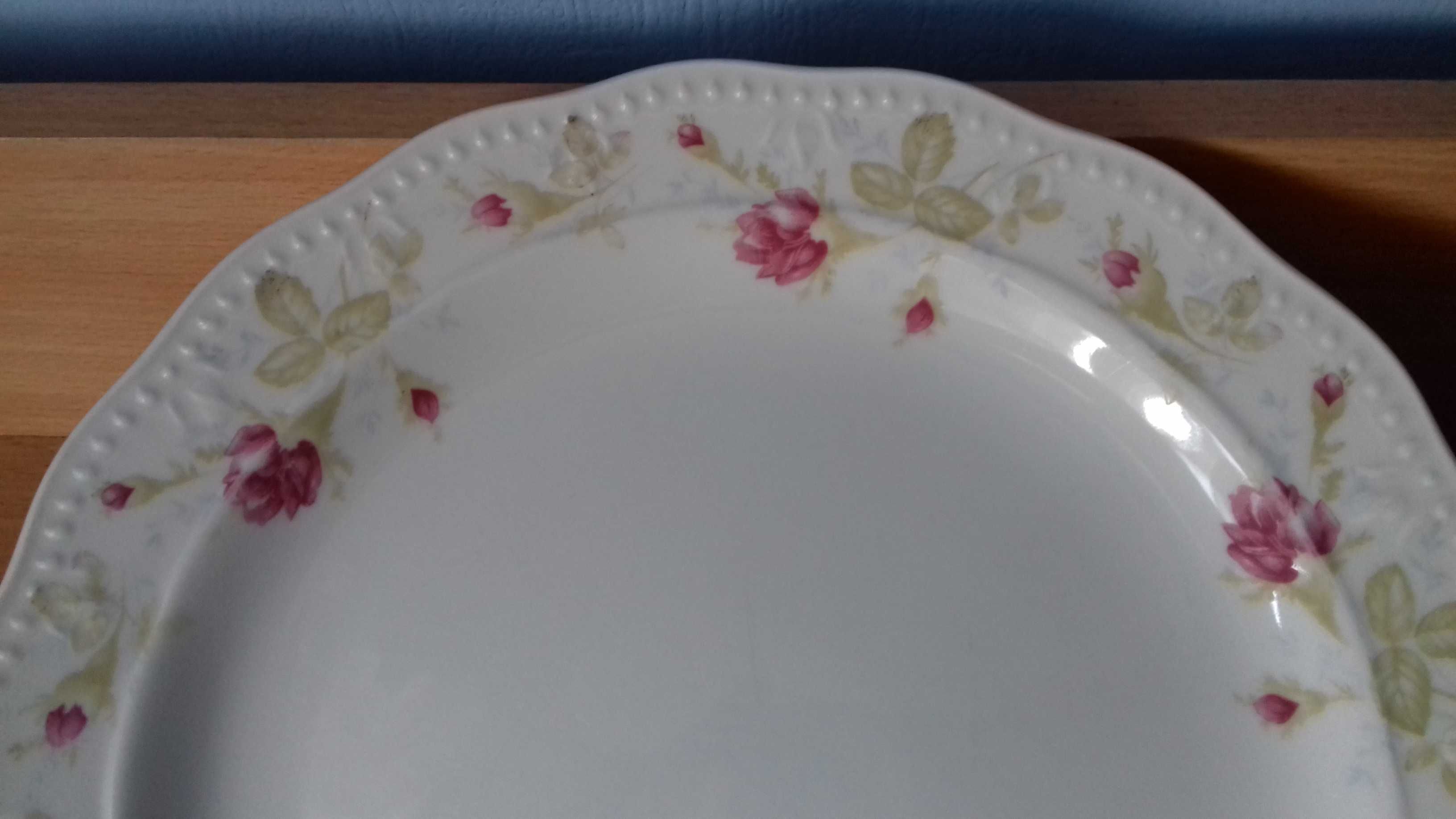 Talerz z motywami kwiatowymi - porcelana Chodzież