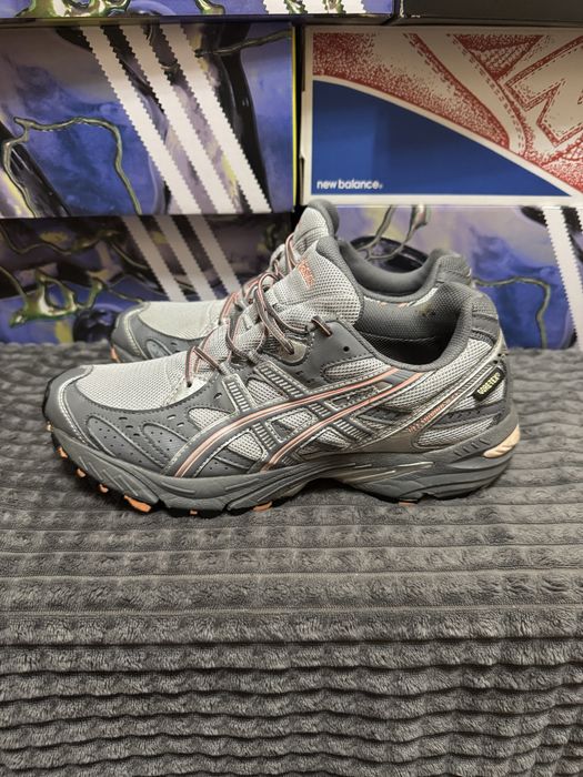 Жіночі кросівки Asics Gel-Moriko gore-tex 40,5(25,5см) оригінал