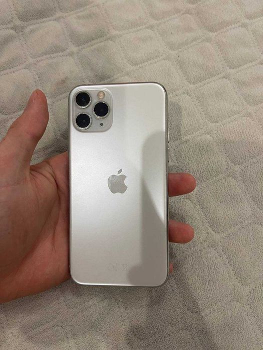 Продам свiй айфон IPhone 11 Pro 64 gb