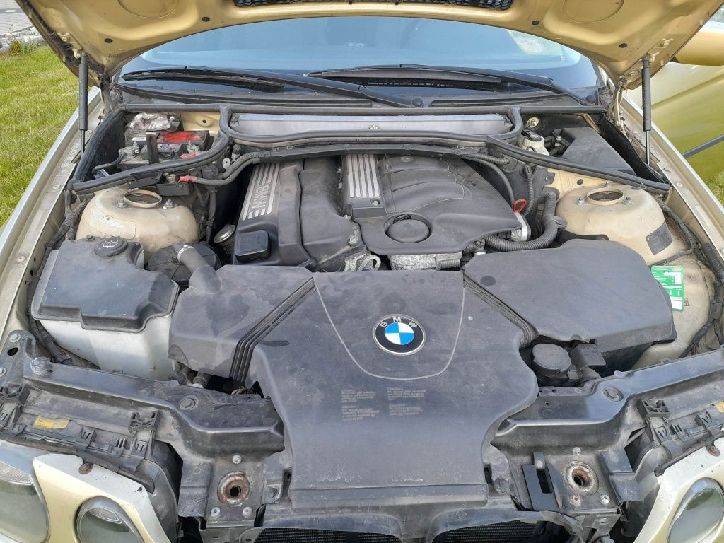 BMW E46 compact 316 Ti rok 2001, 1,8 benzyna