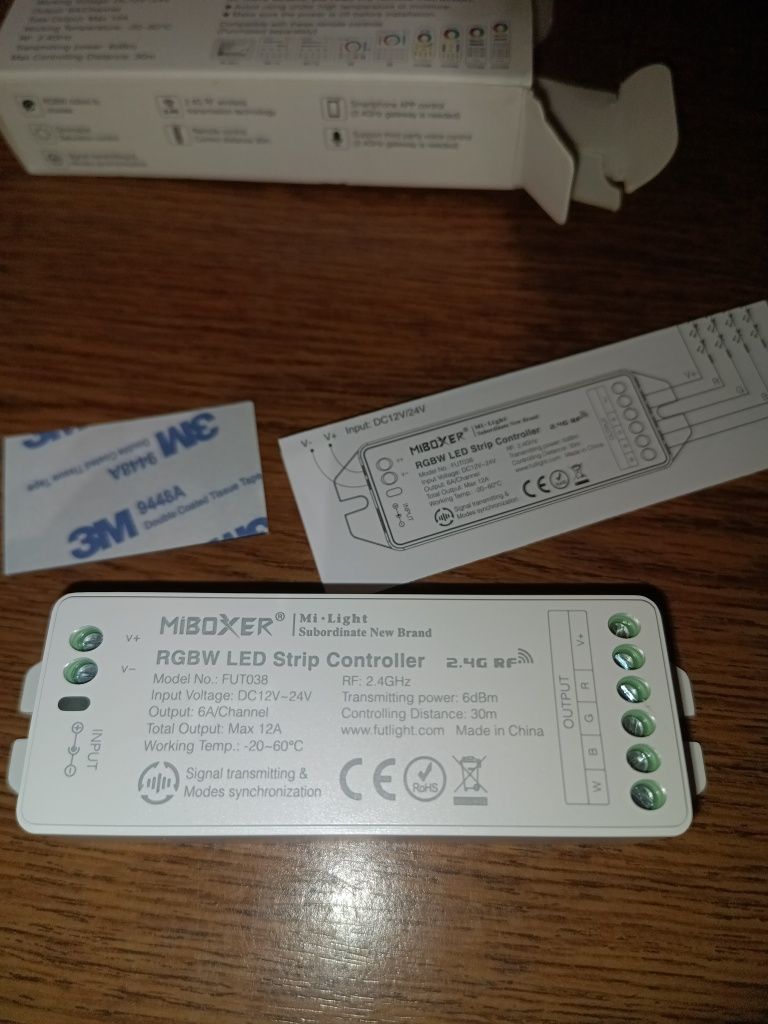 Miboxer FUT038 sterownik LED RGBW
