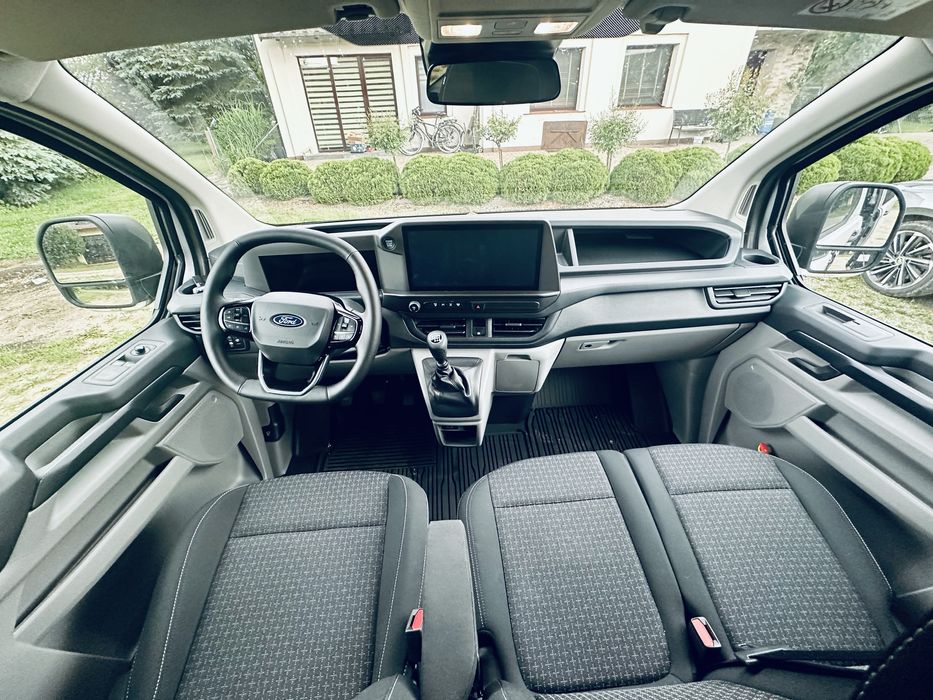 Wynajem busa 9cio osobowy NOWY Ford Transit Custome BEZ LIMITU KM!!!