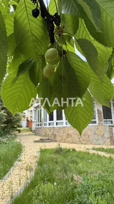Дом у моря в охраняемом жилом массиве Совиньон