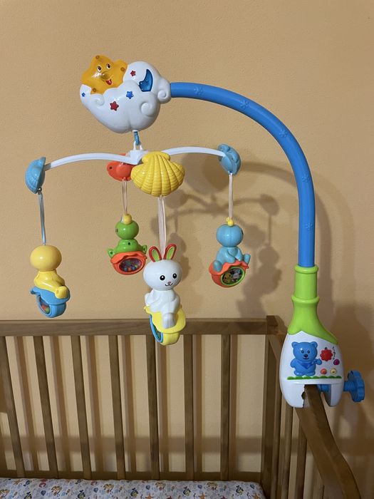 Детские коврики и мобиль на кроватку