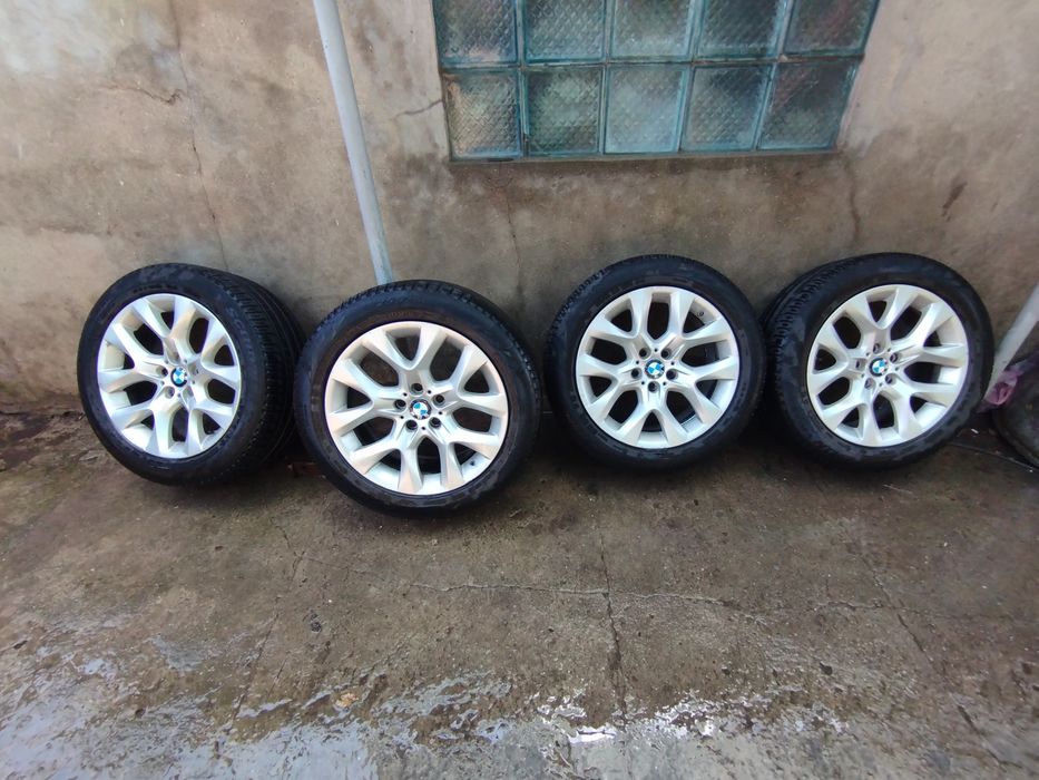 Диски на BMW x5 разом із гумою