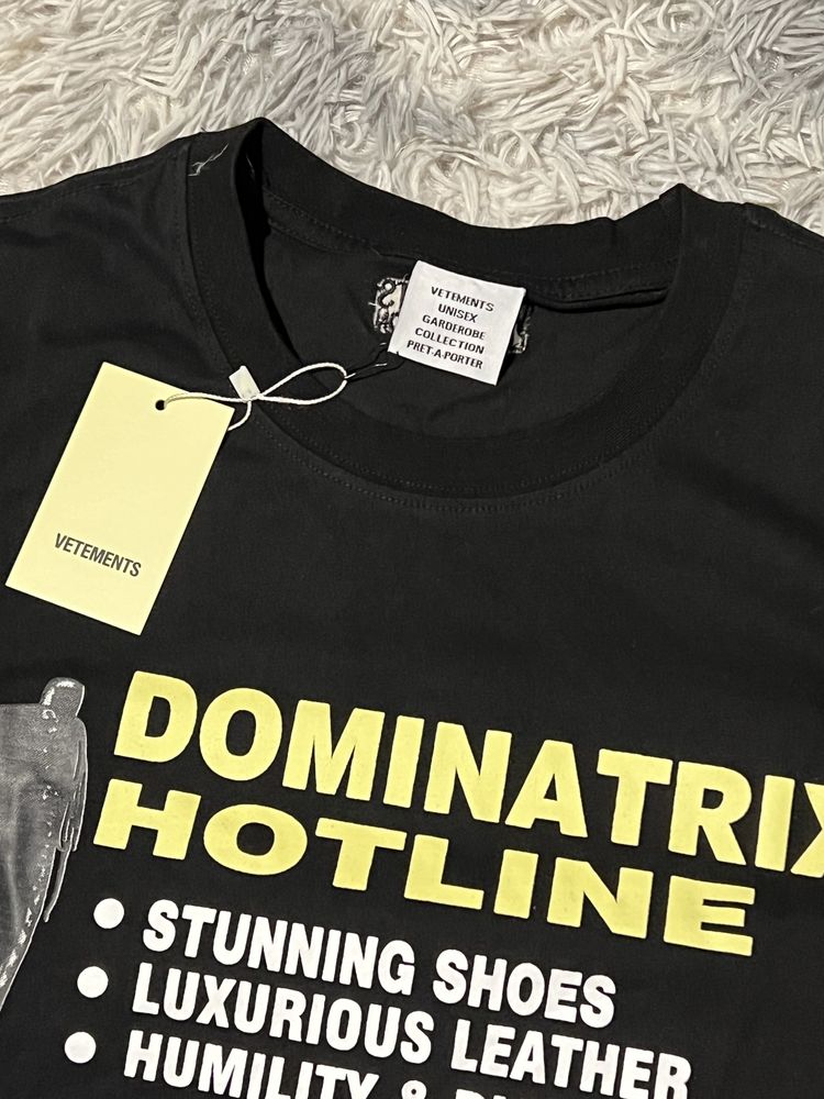 Vetements dominatrix hotline T-SHIRT