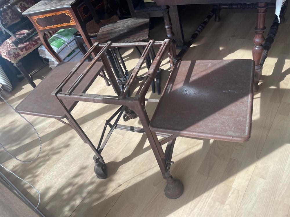 Mesa industrial em ferro