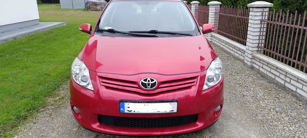 Toyota Auris 1.6 132KM Lift