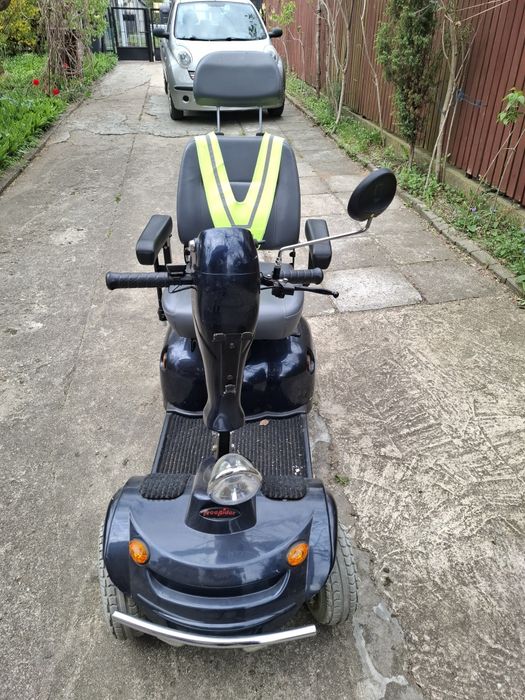 Skuter inwalidzki czterokolowy