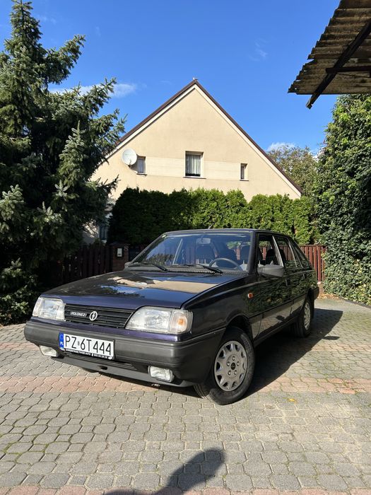 Polonez Caro