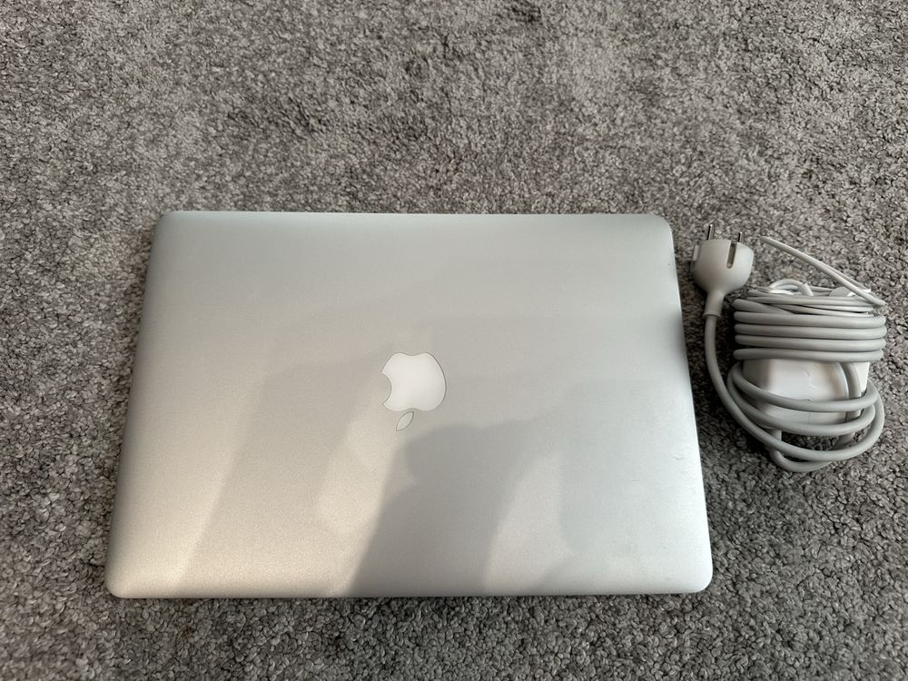 Macbook Air 2017 *Zakupiony 2020*