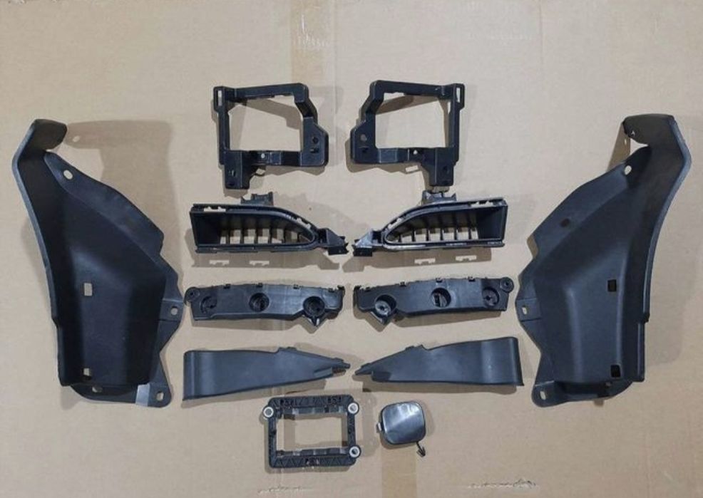 Абсорбер бампера Nissan Rogue 21-23 620906RR0A з опорою радіатора