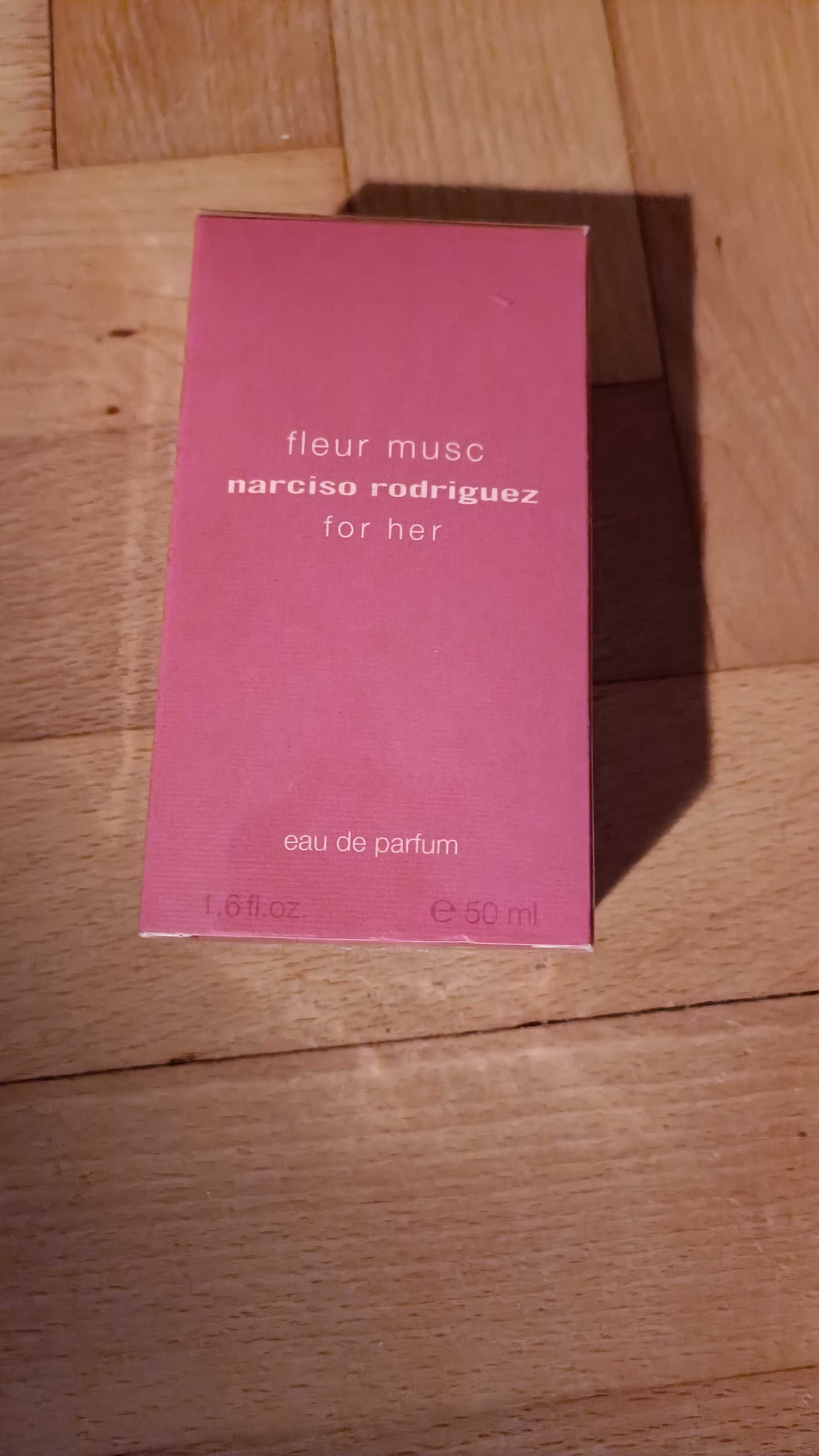 Marciso Rodriguez fleurs musc perfumy