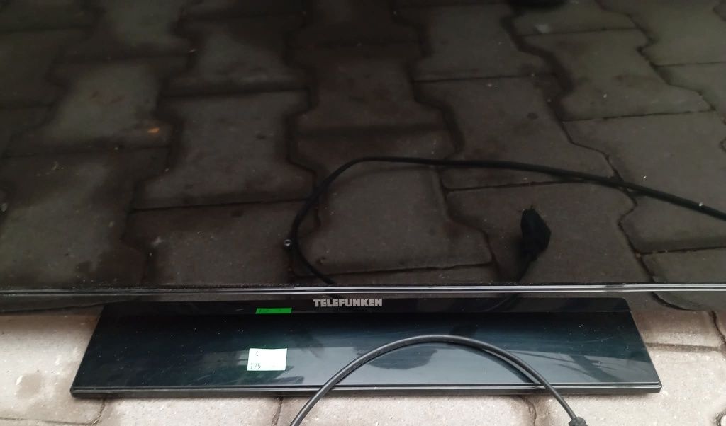 Telewizor telefunken D32H283L3CW
