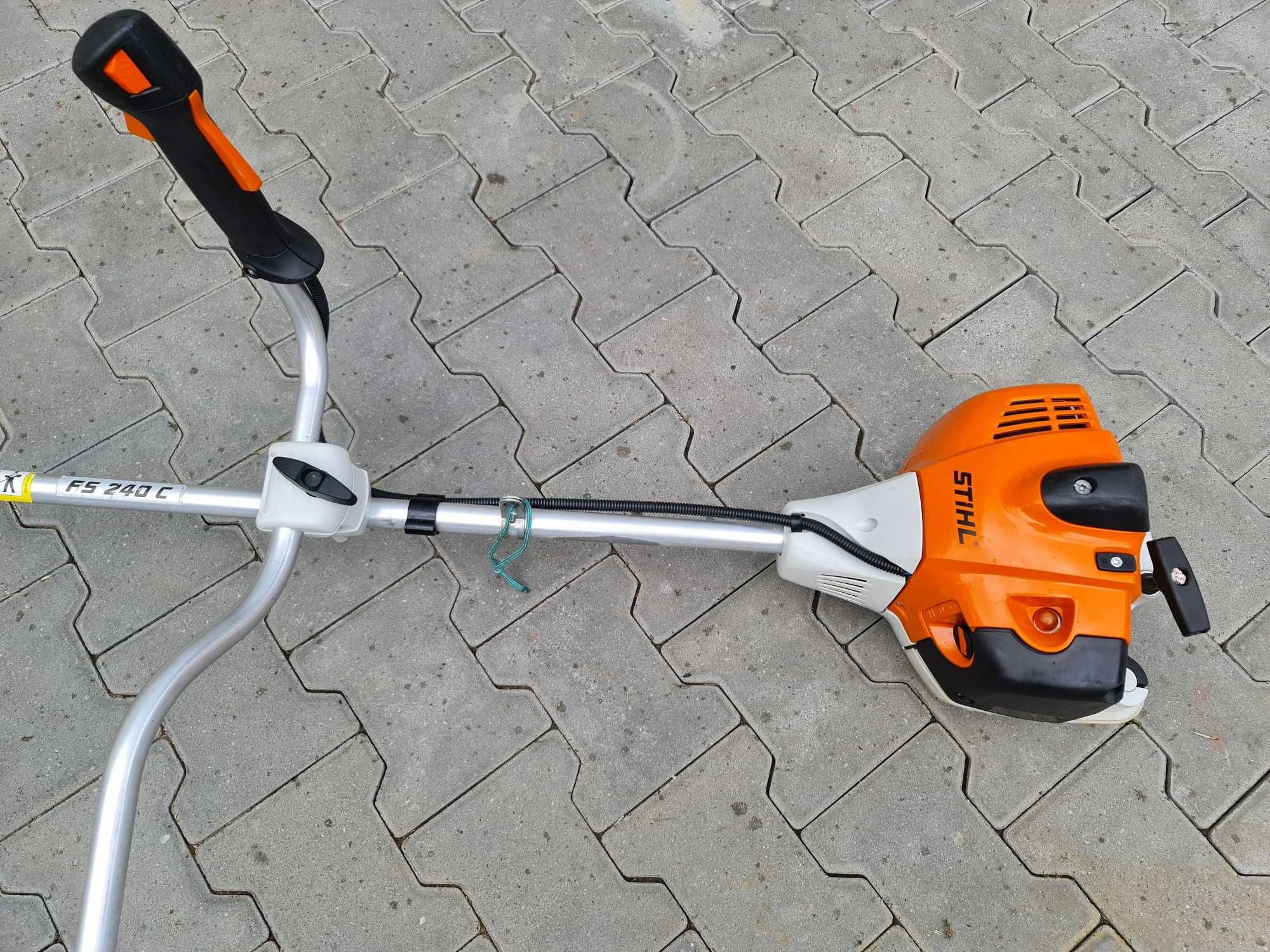 KOSA Spalinowa STIHL FS240 FS 240 perfekt