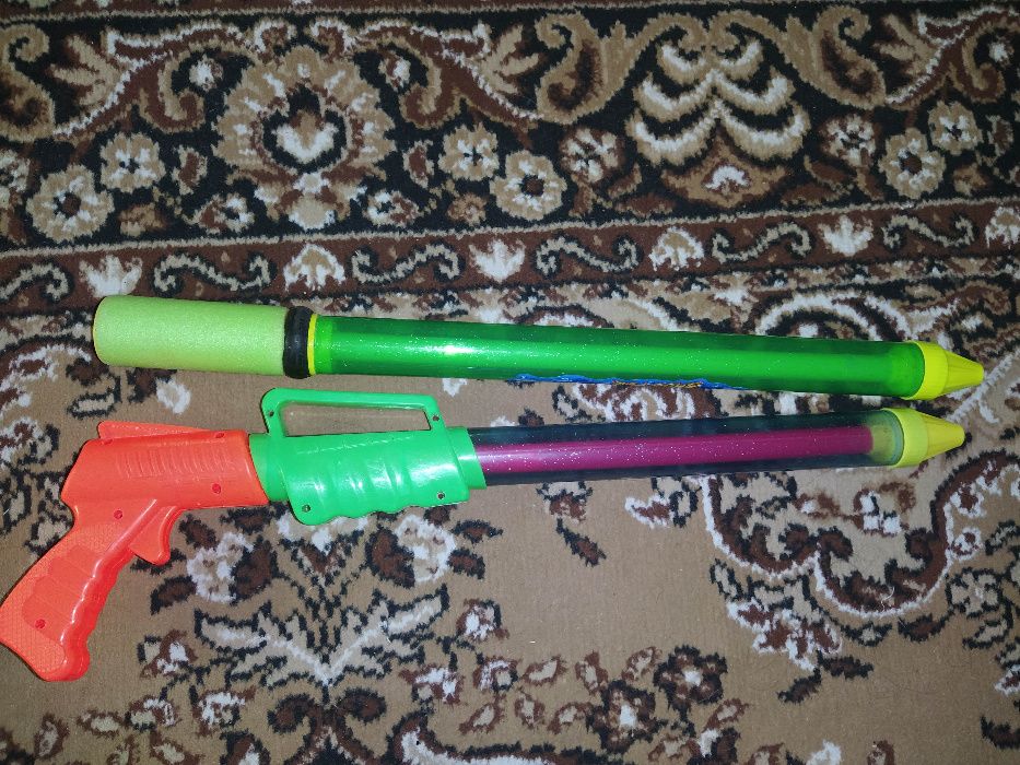 Водное оружие (игрушка)