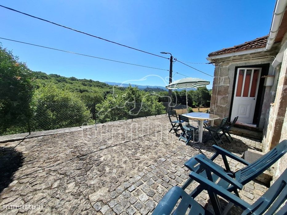 Casinha de campo em Mentrestido