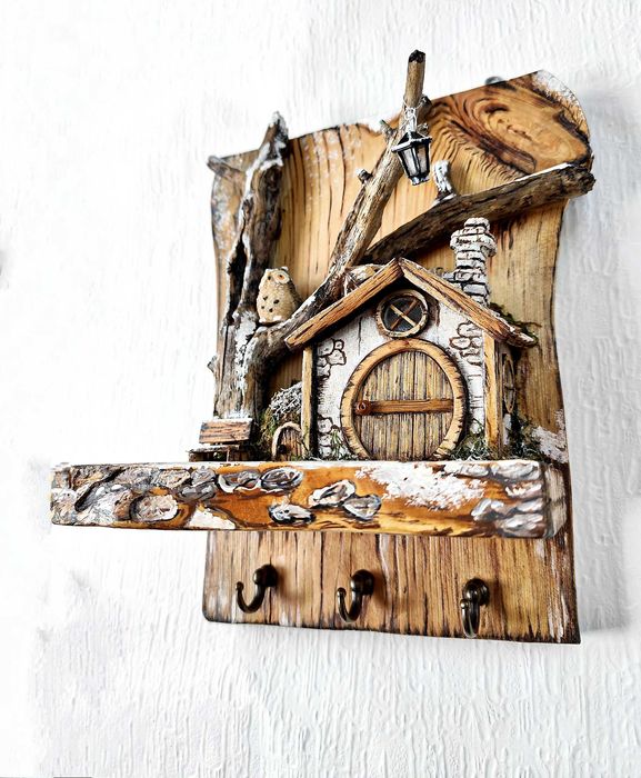 Ключниця сувенірна з деревини