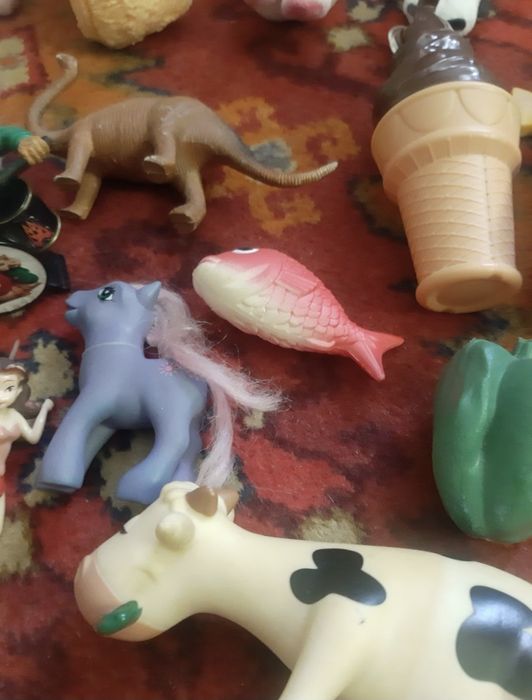 Продам  Іграшки  дит.