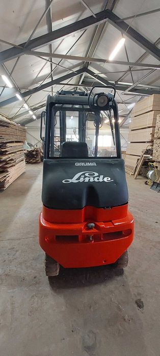 Elektryczny wózek widłowy Linde e30