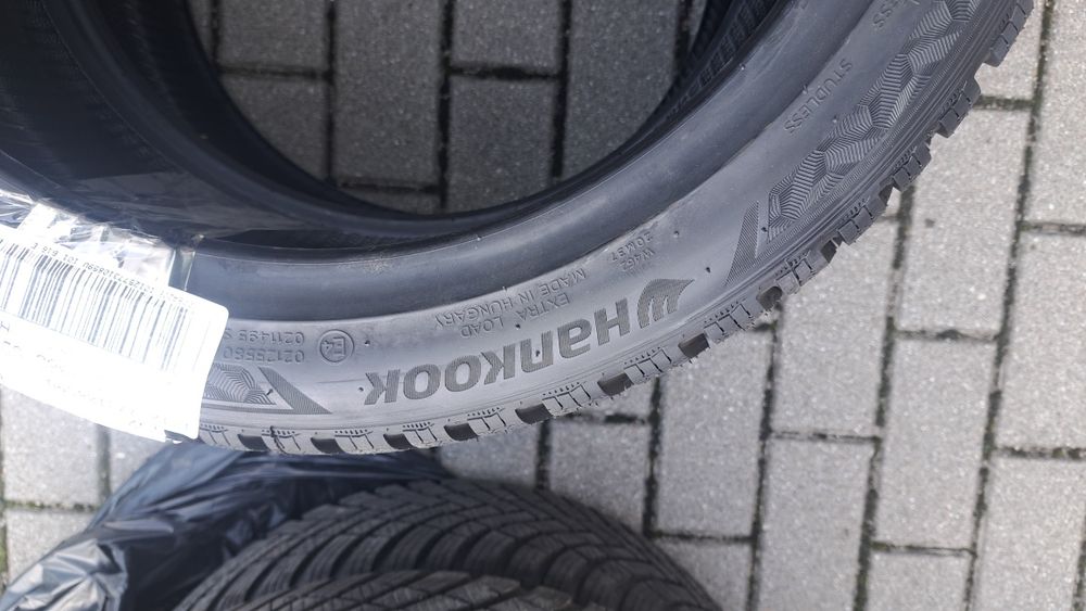 4x HANKOOK Winter i*cept  205/45R17 88V XL