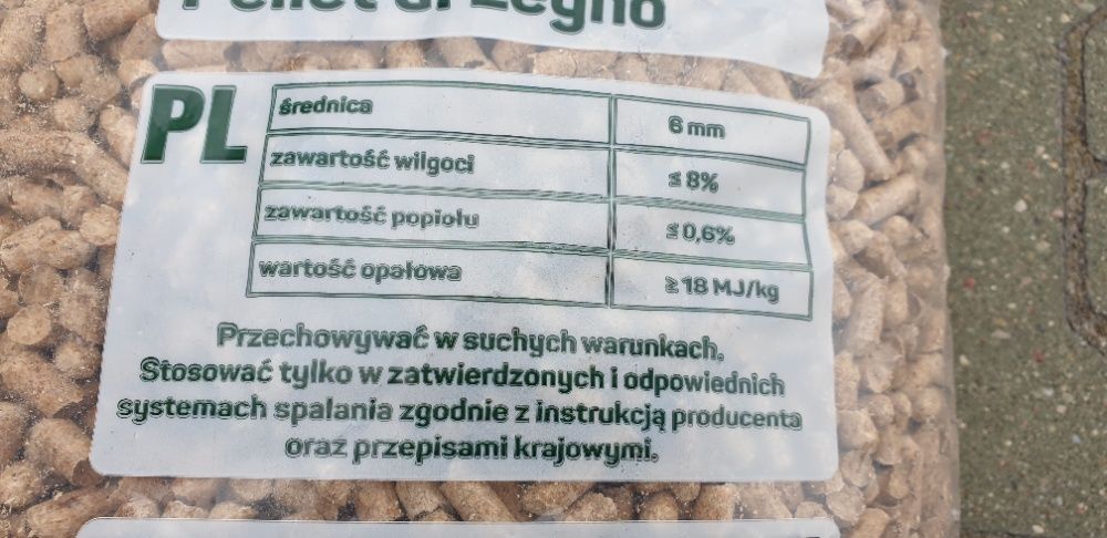 WYSOKA JAKOŚĆ PELLET drzewny sosnowy 6 mm, 15 kg worek KALORYCZNY