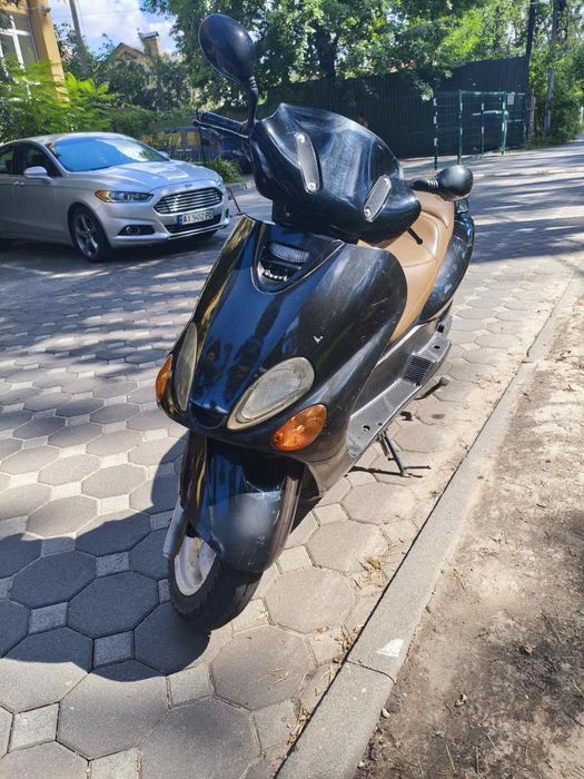 Продам ямаха маджесті 150 м3