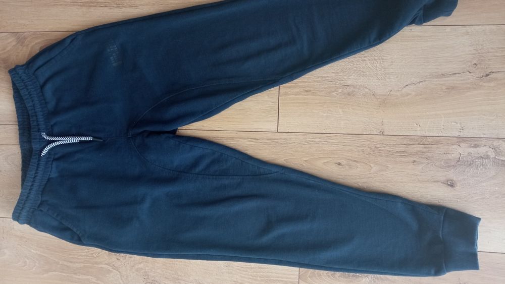 Spodnie dresowe Coccodrillo rozm 152