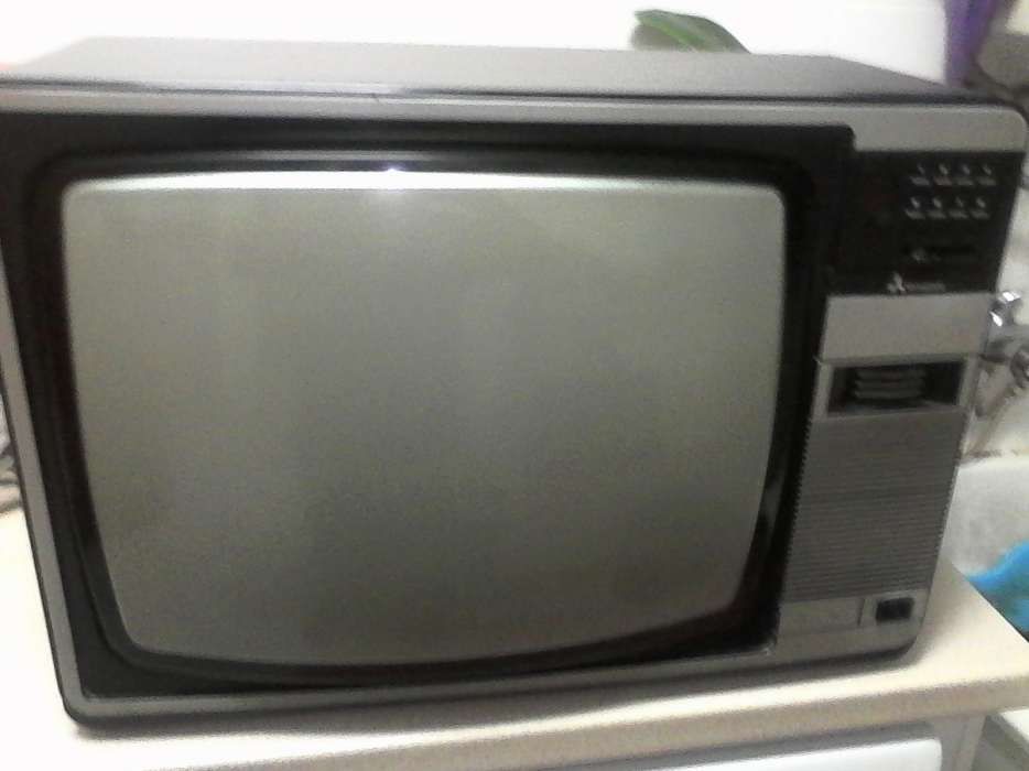 TV marca Mitsubishi