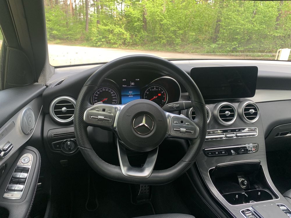 Mercedes Benz GLC300 AMG