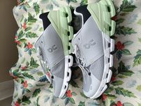 On M Cloudflyer Grey