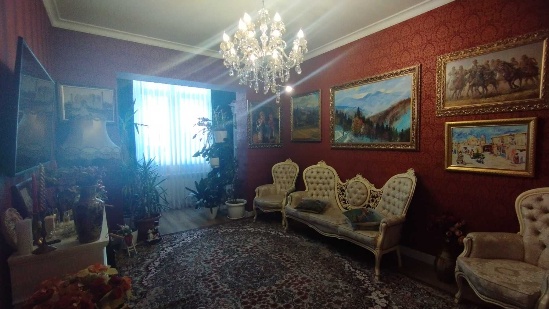 Продається 2-кімнатна квартира, мкр-н Минай
Код: 24597