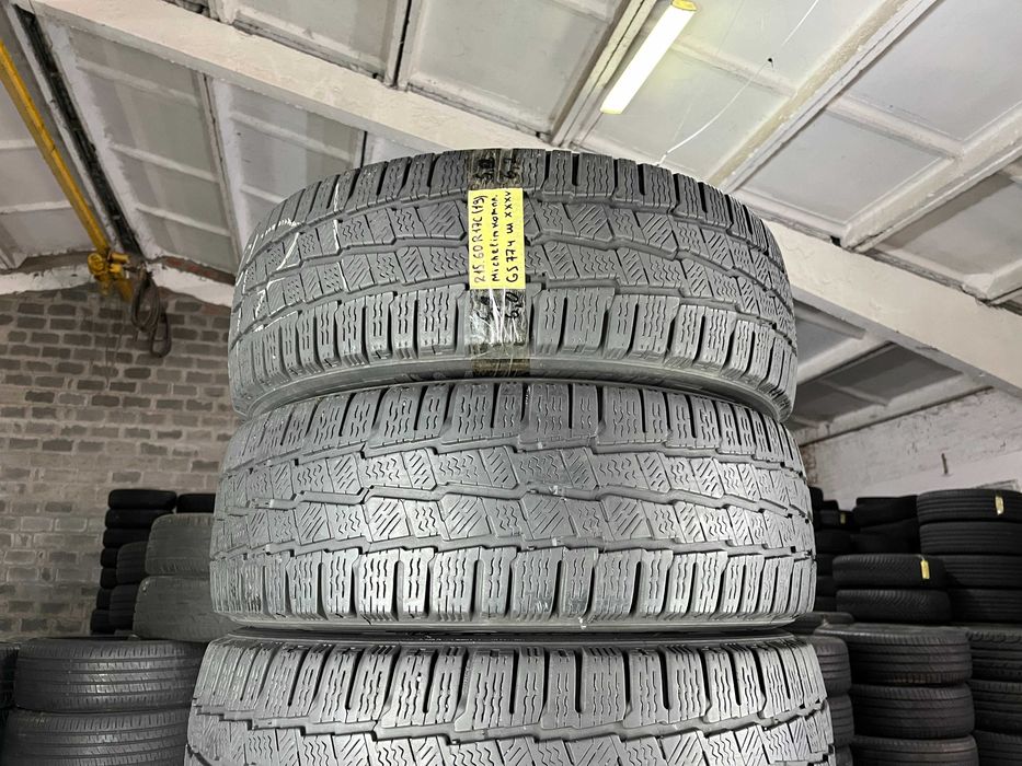GS774 Зимові шини 215/60r17c Michelin Agilis Alpin комплект резина р17