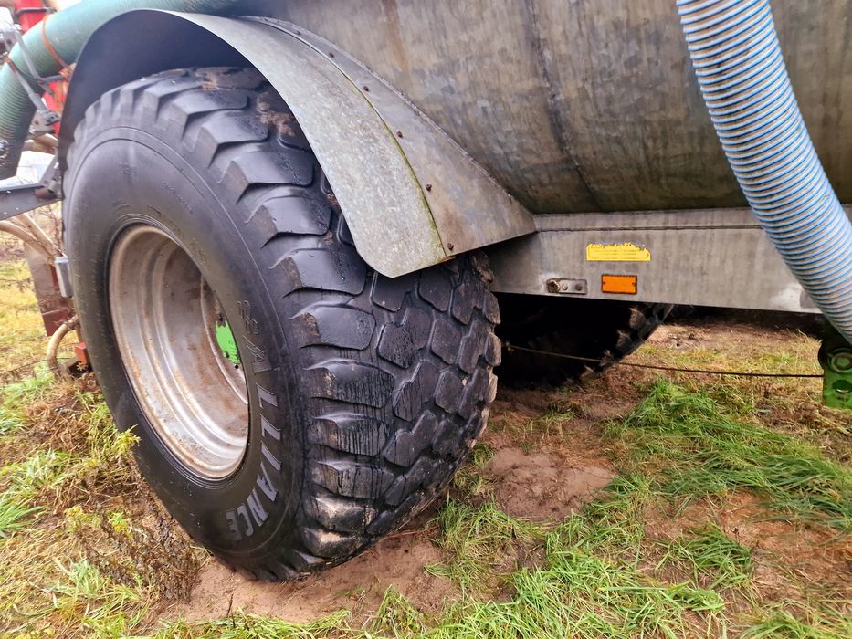 Beczkowóz 13000l Aplikator wóz asenizacyjny Roelama umowa Conor Joskin