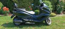 Piaggio X10 Piaggio X10, 125 ccm, maxi skuter