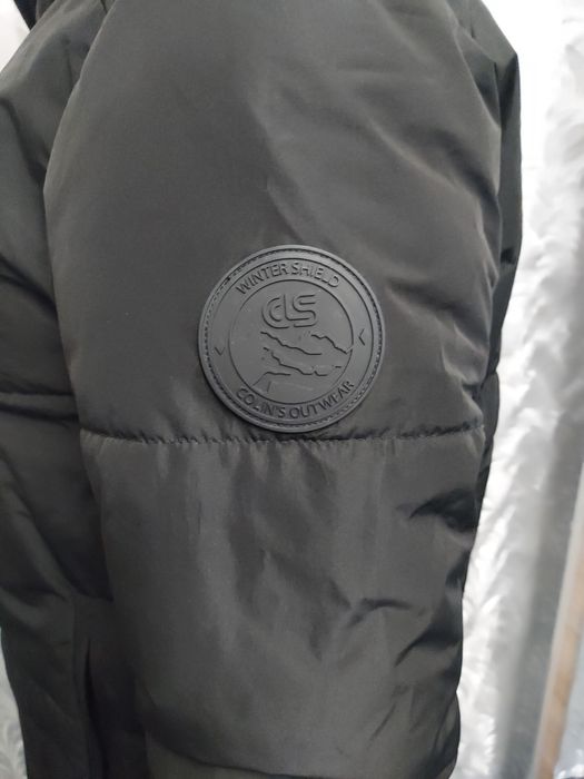 Куртка осінь-зима, розмір L, стан нової