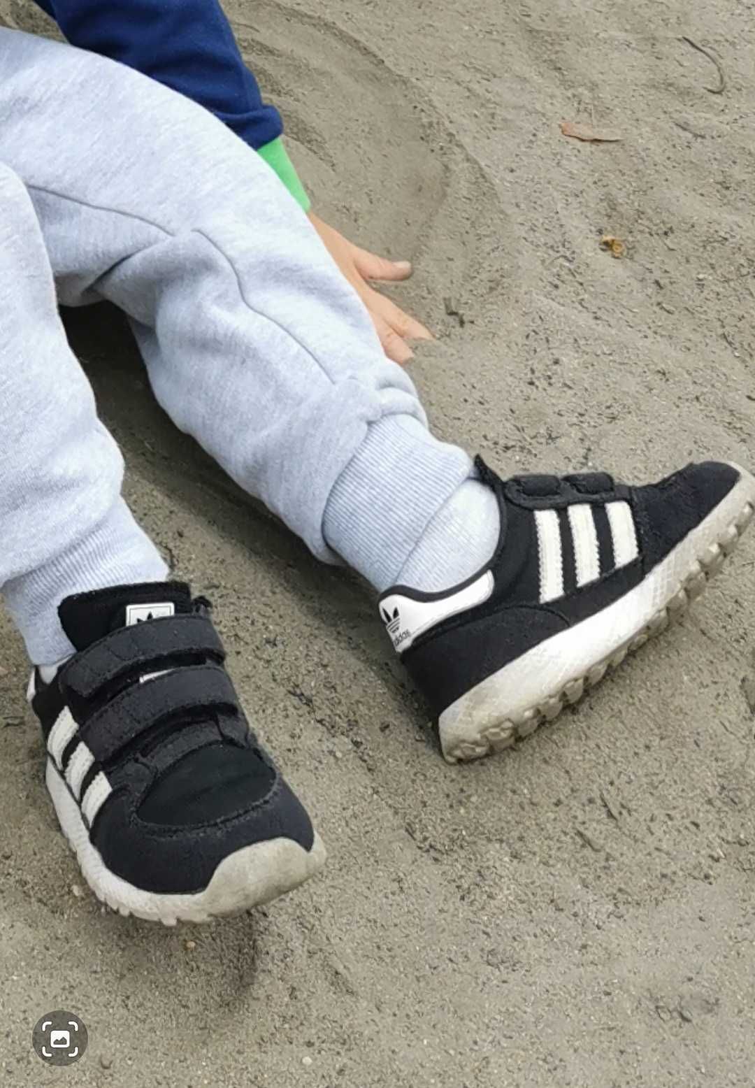 Buty dziecięce adidas rozmiar 23.