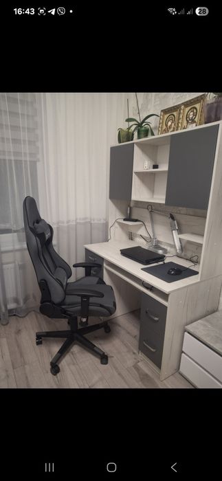 Продам стіл новий
