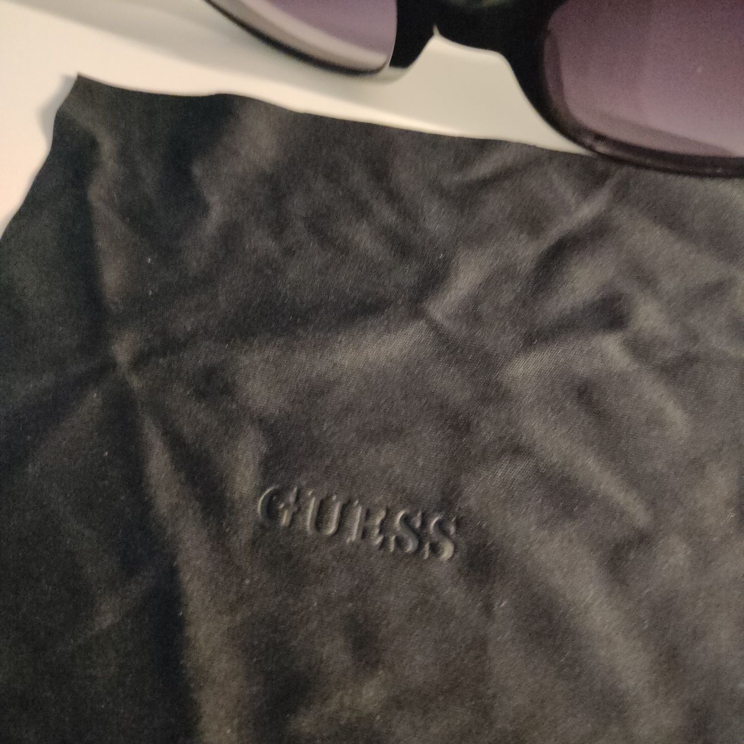 Okulary przeciwsłoneczne guess nowe. GU7861/S 01B