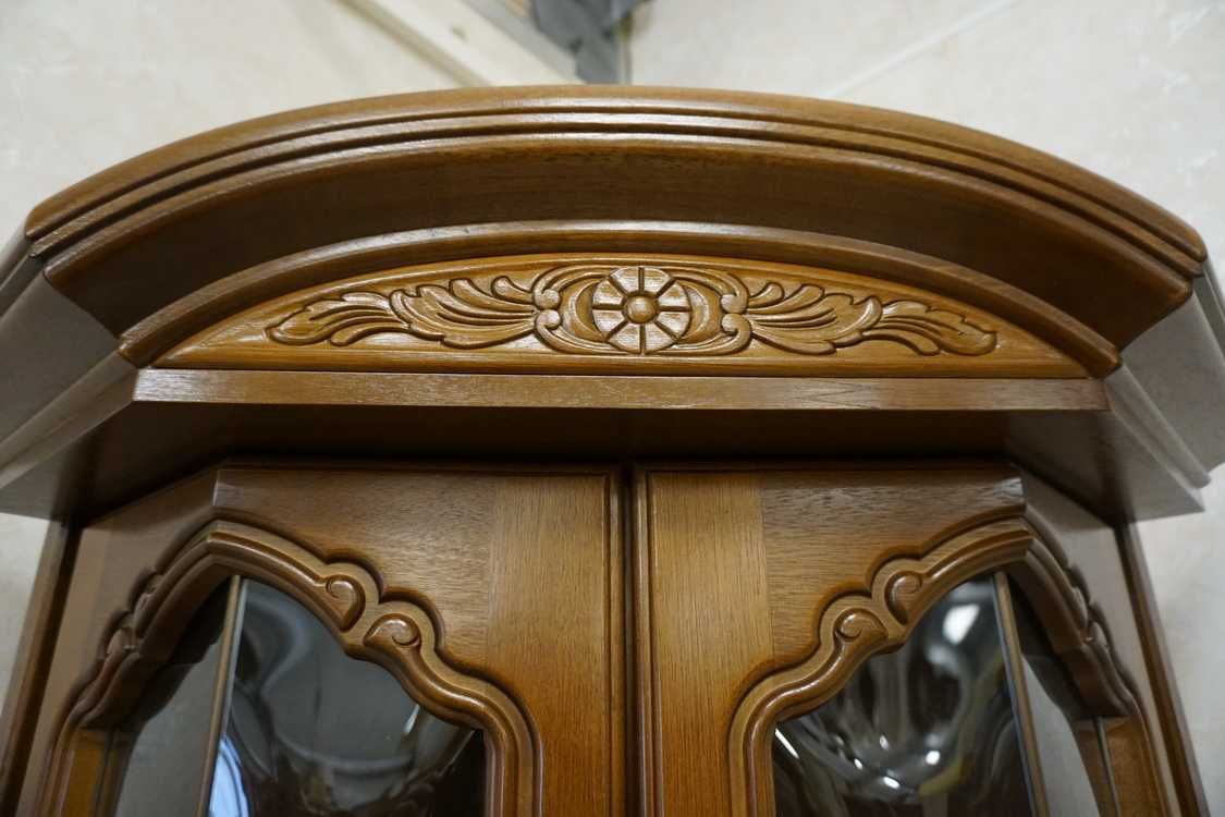 Witryna Narożna Orzech Podświetlana 65/65 cm (p-1188)